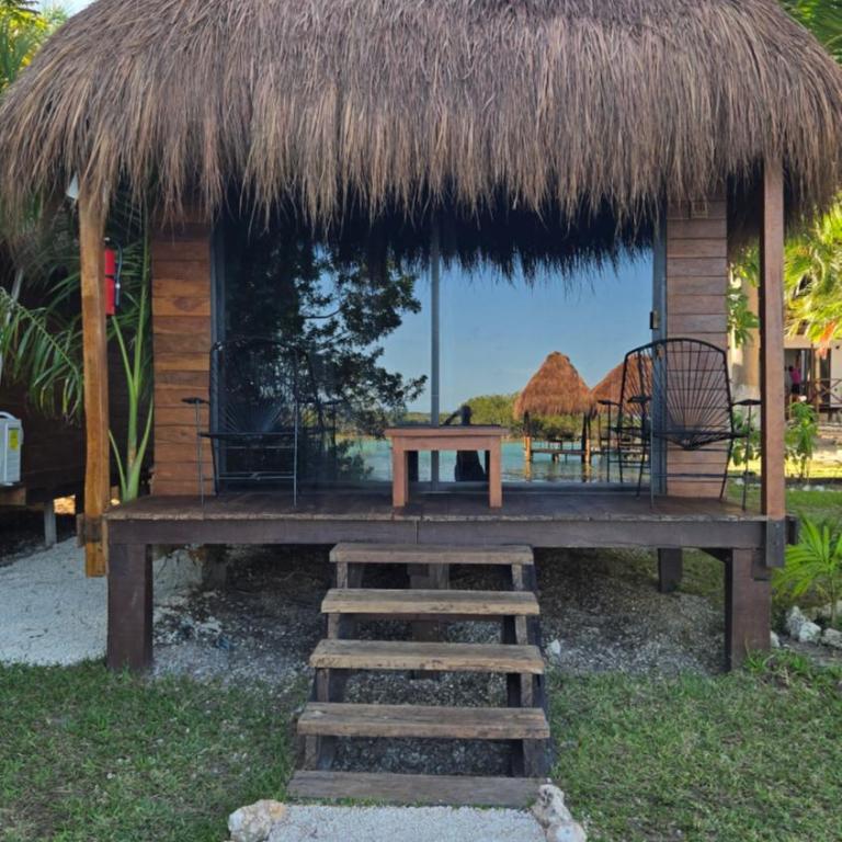 Hotel Isabella Bacalar Lagoon Front - Family Bungalow with Terrace Lagoon View - 10