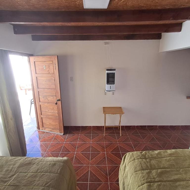 Hostal Malú - Twin Room with Private Bathroom - 17