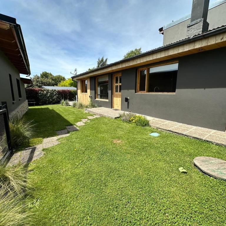Casa en Barrio Pinar de Festa con parrilla - Casa de 3 dormitorios - 16