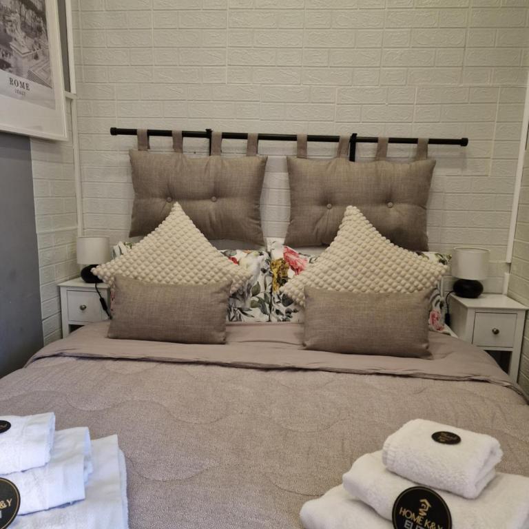 Home K&Y - Aurelio - Appartamento con 4 Camere da Letto e Balcone - 9