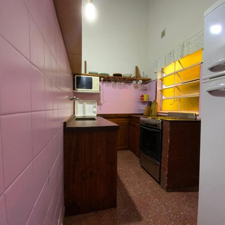 Complejo Quimey No se alquila a jóvenes y se reserva con el 30 porciento del total mediante depósito bancario - One-Bedroom House - 2