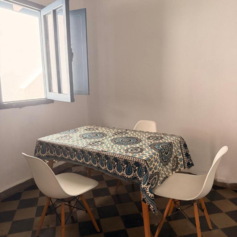 Casa para 6 a pasos de la Plaza Italia con terraza y privacidad - Casa de 4 dormitorios - 9