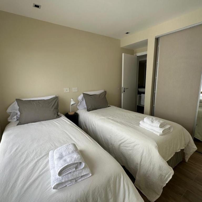 Centrico Moderno y funcional - Apartamento Familiar de 2 dormitorios con vistas - 2