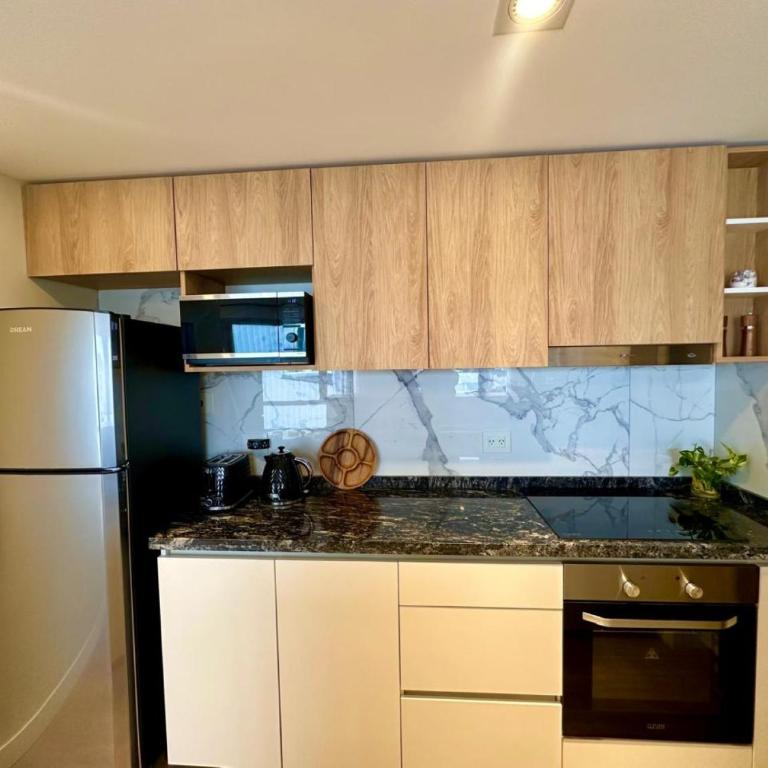 Centrico Moderno y funcional - Apartamento Familiar de 2 dormitorios con vistas - 4