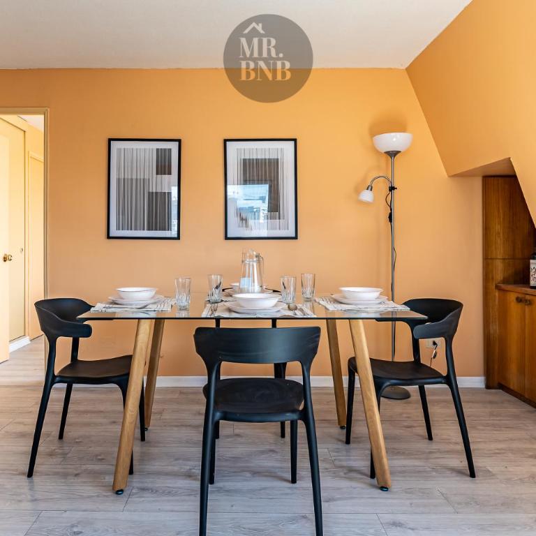 Marcoleta Apartments by Mr BnB - Two-Bedroom Apartment - 13