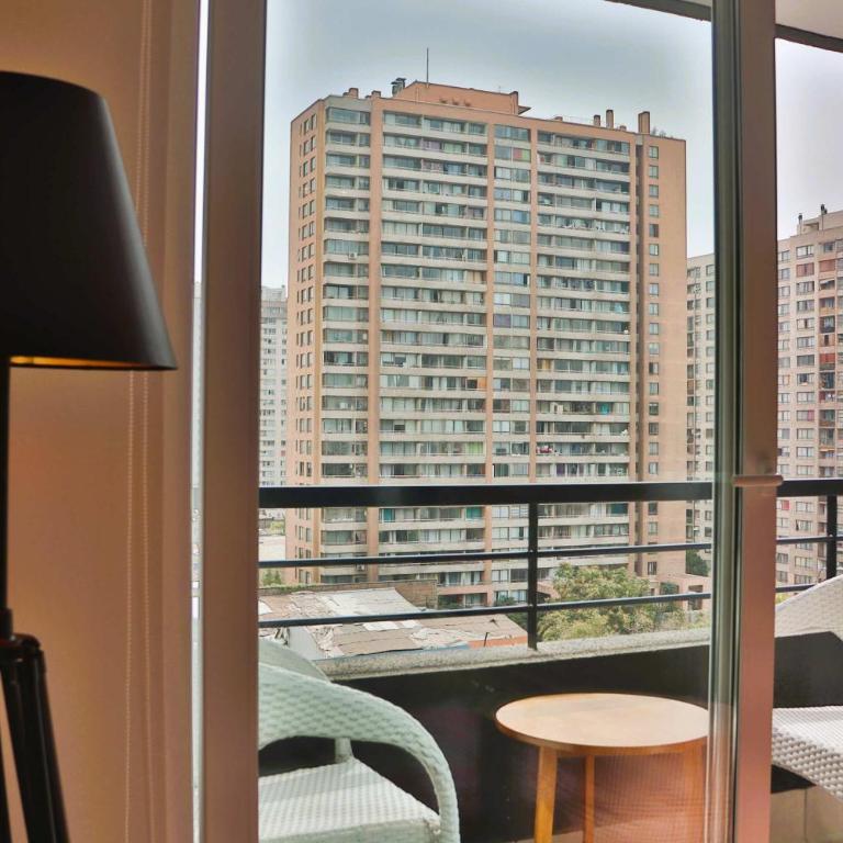 HOM I Wifi Piscina Parking Cowork Metro Almagro - Apartment - 34