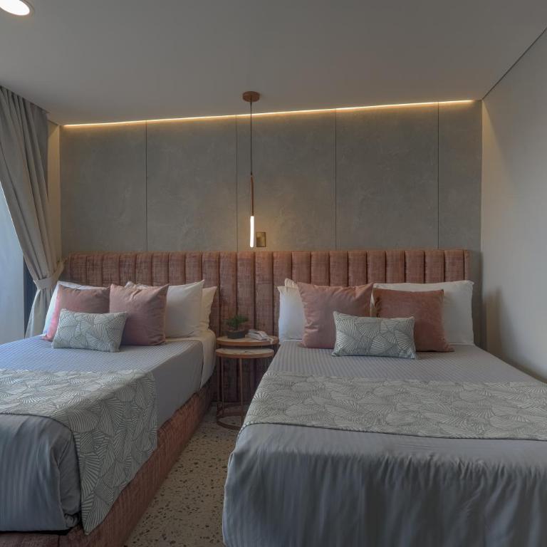 Glow Medellín - Habitación Doble con vistas a la montaña - 11