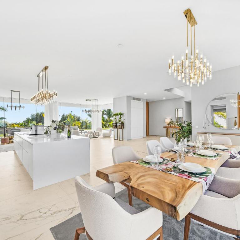 Luxury Villa with Heated Pool & Jacuzzi Near Costa Adeje Golf - Villa - 25