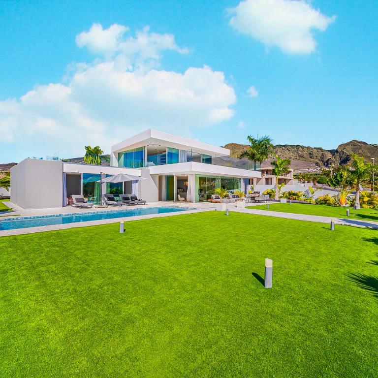 Luxury Villa with Heated Pool & Jacuzzi Near Costa Adeje Golf - Villa - 63