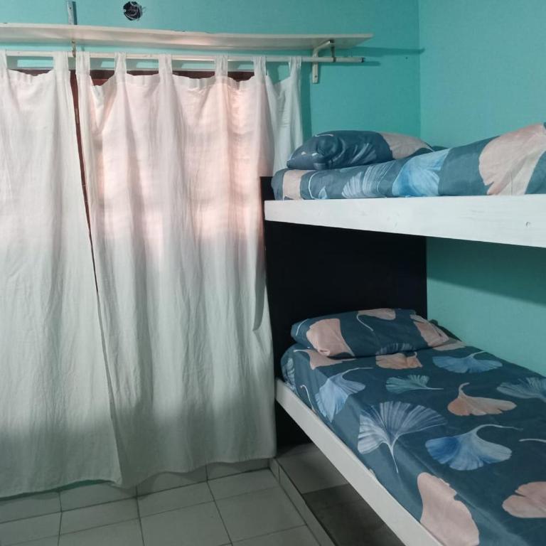 jardin de lourdes - Two-Bedroom House - 9