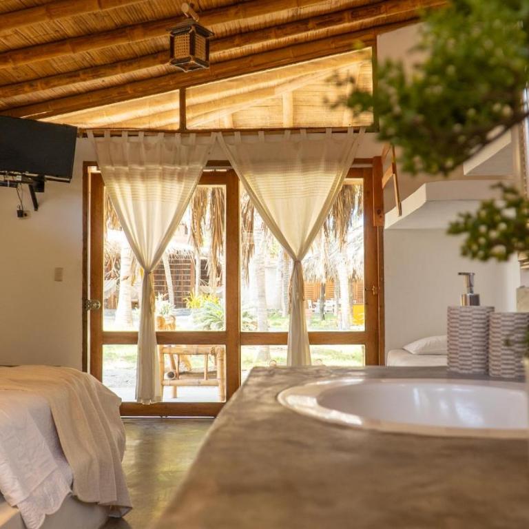 Bali Lodge Máncora - Playa, Piscina & Desayuno - Habitación Doble con vistas a la piscina - 3