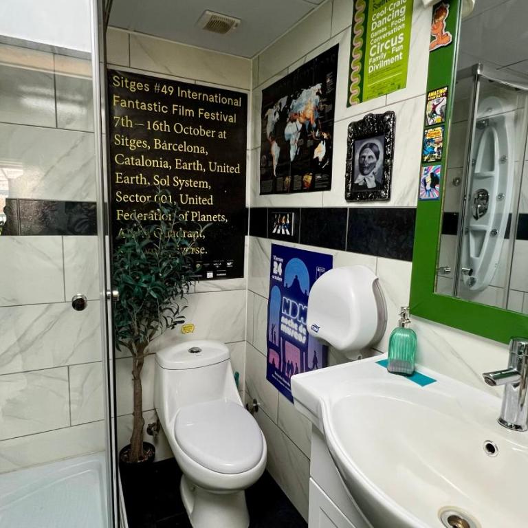 Quédate en el único Club de Jazz, Cine y Café de la ciudad - Habitación Doble con baño compartido - 2