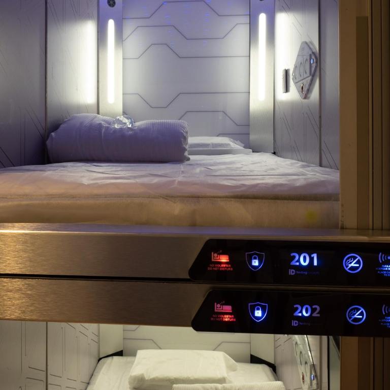 izZzleep Aeropuerto Terminal 2 - Deluxe Single Room - 2