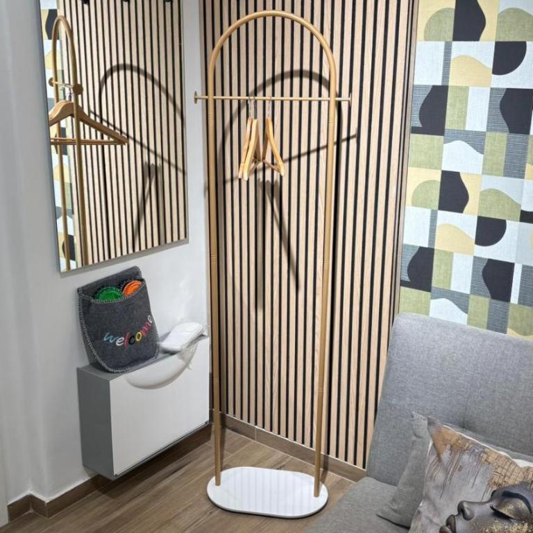 La Via di Mezzo 2 Apartments - Two-Bedroom Apartment with Balcony - 26