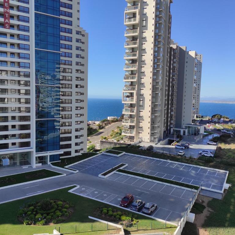Sunset Arena Concón - One-Bedroom Apartment with Sea View and Balcony - 4