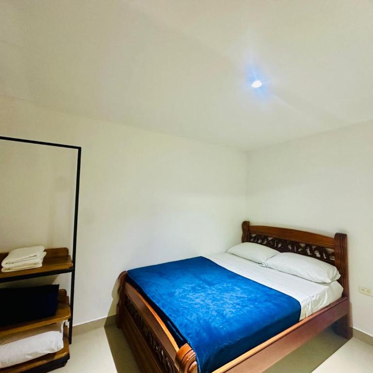 Hotel Jardin de Rosas - Double Room with Private Bathroom - 4