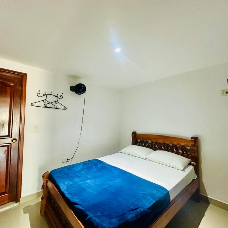 Hotel Jardin de Rosas - Double Room with Private Bathroom - 4