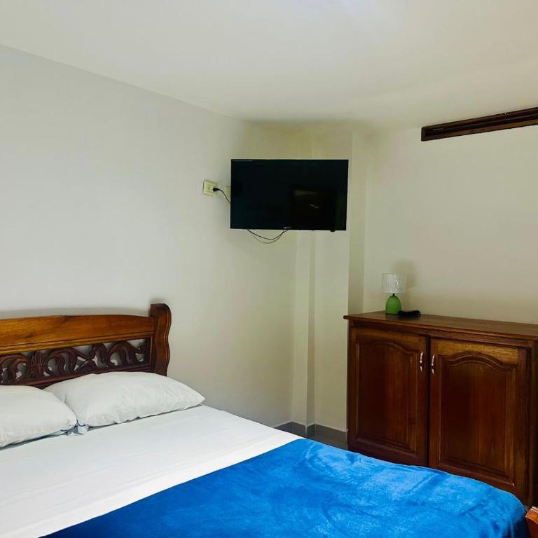 Hotel Jardin de Rosas - Double Room with Private Bathroom - 5
