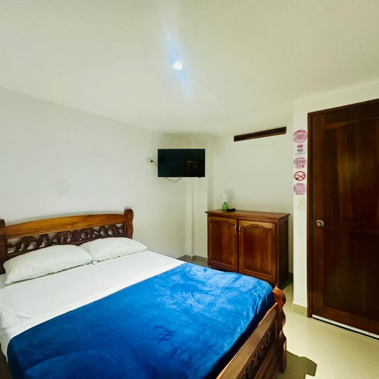 Hotel Jardin de Rosas - Double Room with Private Bathroom - 7