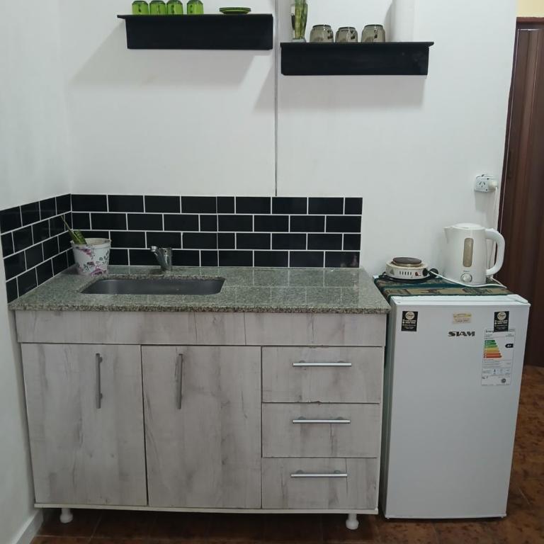 Pequeño Monoambiente en S Fernando - Apartamento de 1 dormitorio - 2