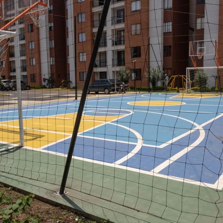 Beautiful view and pool, minutes from Cali - Apartamento de 2 dormitorios - 20