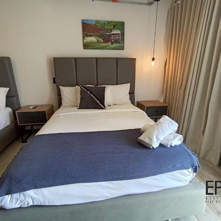 Epic Suite 312 Deluxe Airport - Deluxe Queen Suite - 15
