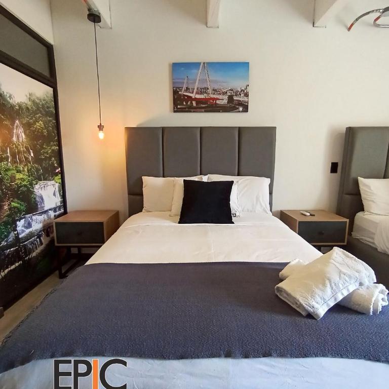 Epic Suite 312 Deluxe Airport - Deluxe Queen Suite - 17