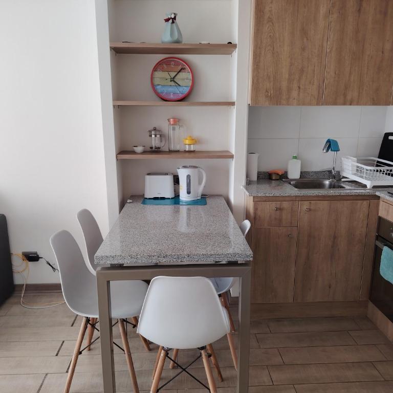 Experiencia única en nuestro espacioso y luminoso departamento - Two-Bedroom Apartment - 2