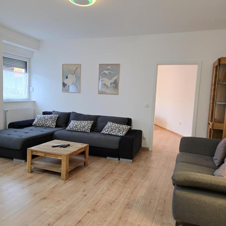 Mountain Peak Apartment - Apartamento de 1 dormitorio con jardín - 8