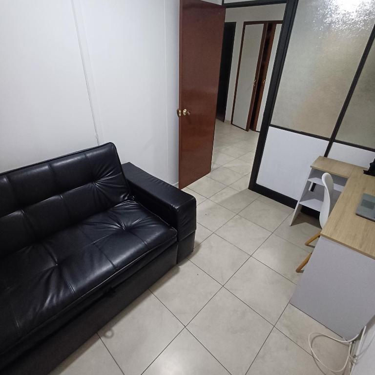 Goza De Una Excelente Ubicación - Apartamento de 2 dormitorios con vistas - 11
