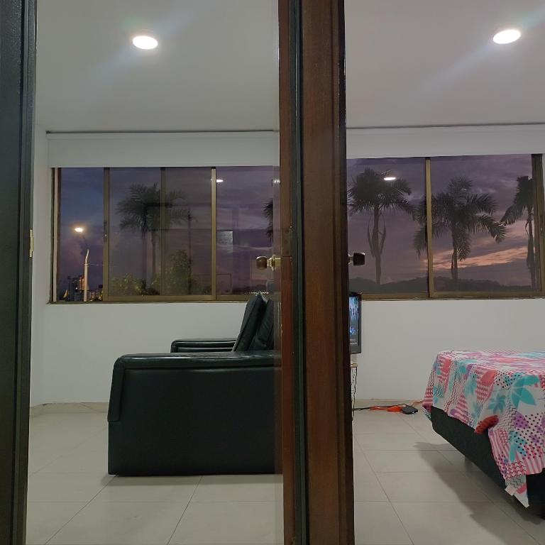 Goza De Una Excelente Ubicación - Apartamento de 2 dormitorios con vistas - 6
