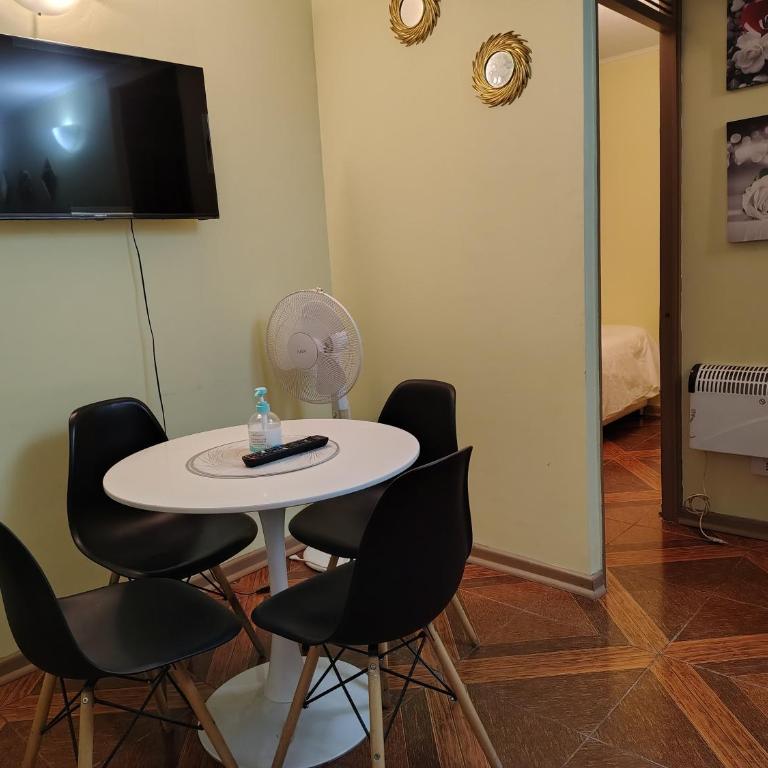 DEPTO 3 D 1 B CENTRAL FACTURA Estac - Three-Bedroom Standard Apartment - 3