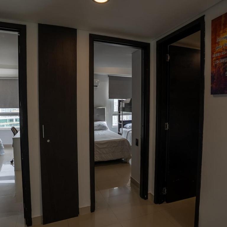 apartamento en cartagena-frente al mar boca grande - Apartamento de 3 dormitorios - 57