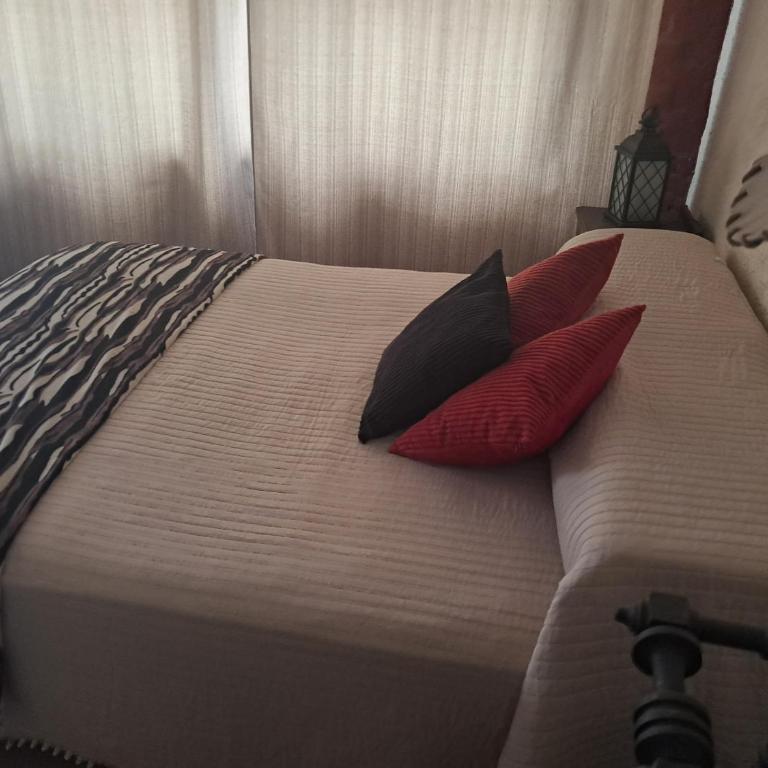 Amore Mio - Three-Bedroom Apartment - 9