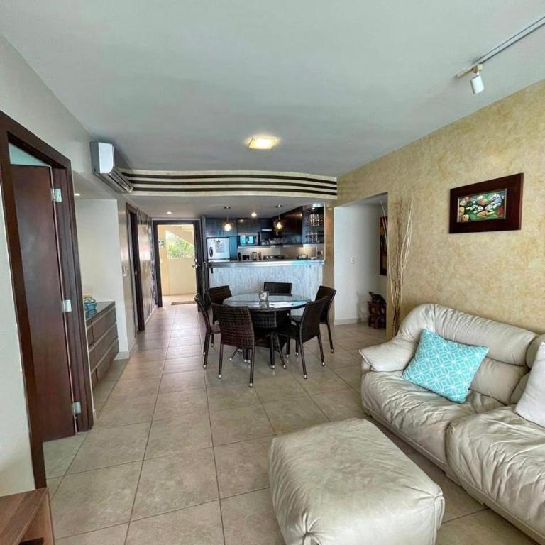 Departamento en Salinas - Apartamento de 3 dormitorios - 4