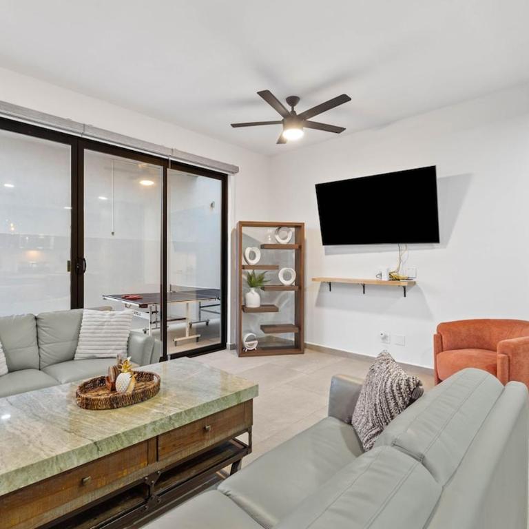 Playas de Tijuana - Four-Bedroom House - 25