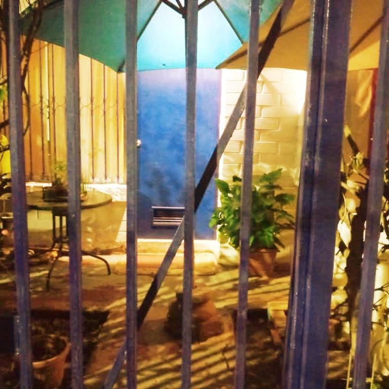 Hospedaje Rustic - Double Room with Shared Bathroom - 11