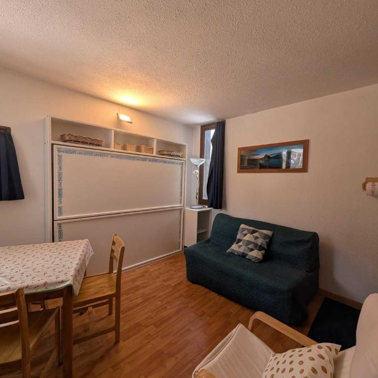 Studio 2 pers, proche pistes et commerce, parking - FR-1-445-234 - Monolocale - 3
