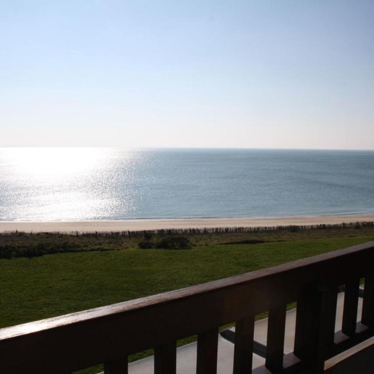 Duplex 6 pers, accès direct plage à Arzon - FR-1-775-58 - Appartement - 6