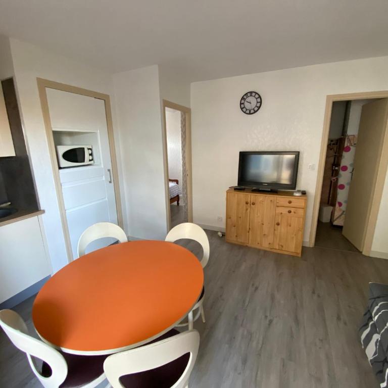 Appartement 2 pièces proche plage avec parking - FR-1-837-66 - Appartamento - 5