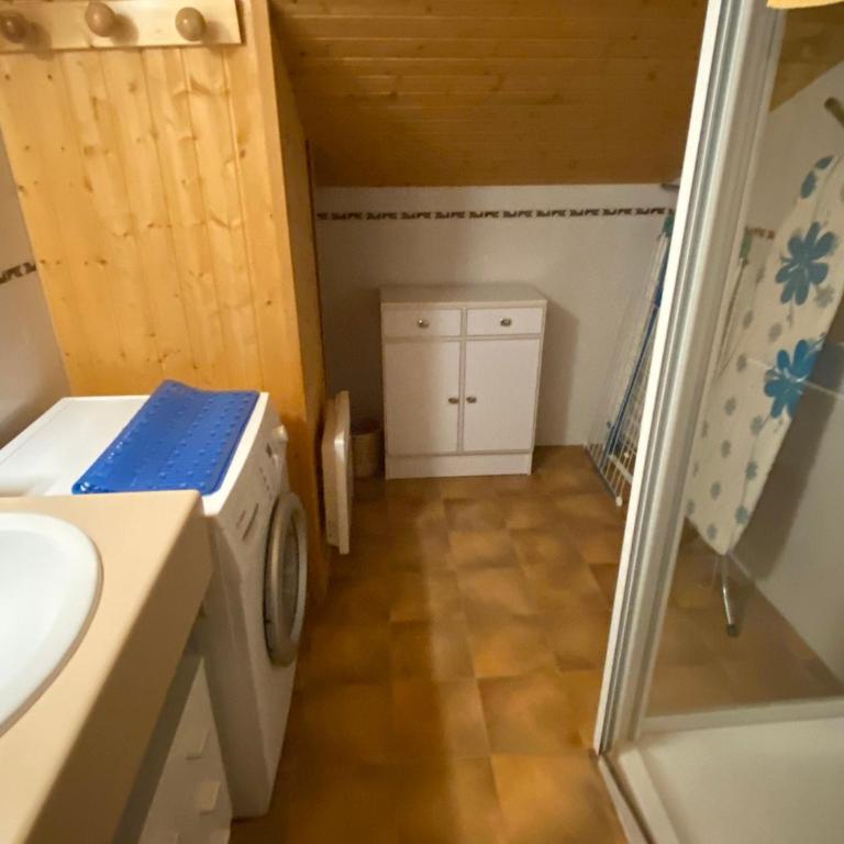 Appartement spacieux avec balcon exposé Sud/Ouest et connexion WIFI - Appartement 2 Chambres - 13