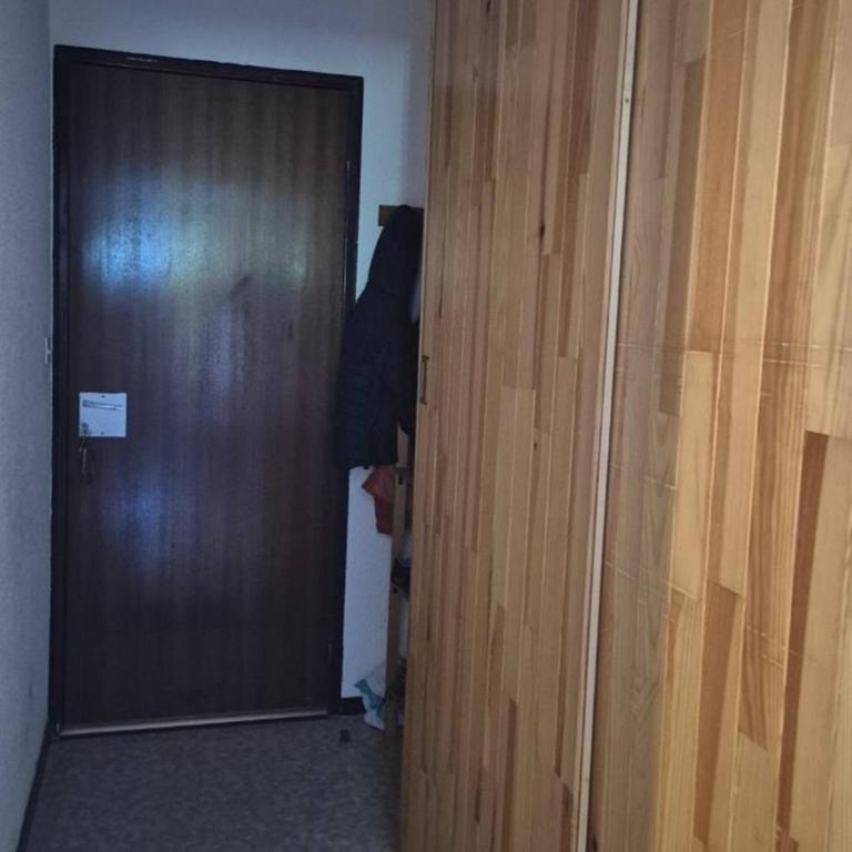 Appartement T2 avec Balcon et Parking à Cauterets - FR-1-234-350 - Appartement - 11
