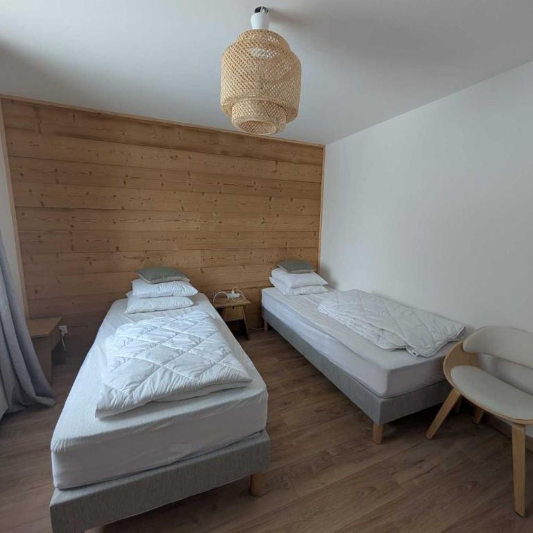 Superbe logement skis aux pieds, calme avec parking, près Montgenèvre - FR-1-445-233 - Appartement - 7