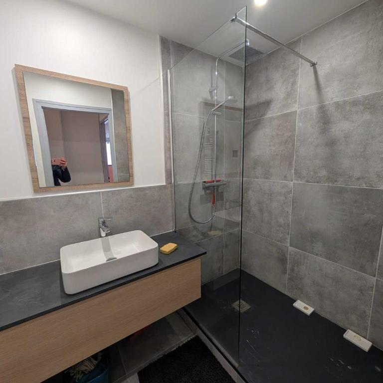 Superbe logement skis aux pieds, calme avec parking, près Montgenèvre - FR-1-445-233 - Appartement - 10