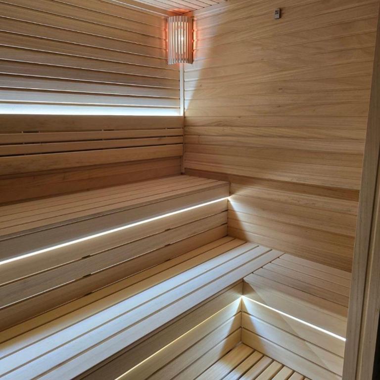 Romantic Lodge -Private Swimm-Spa - Vila - 13