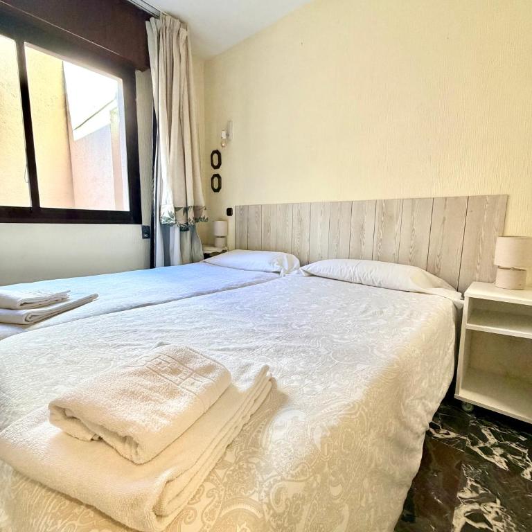 Wavefront Retreat by gms apartamentos - One-Bedroom Apartment - 9