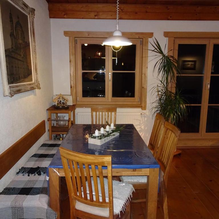 Ferienhaus am Fluss, zentrale Lage - Haus mit 4 Schlafzimmern - 6