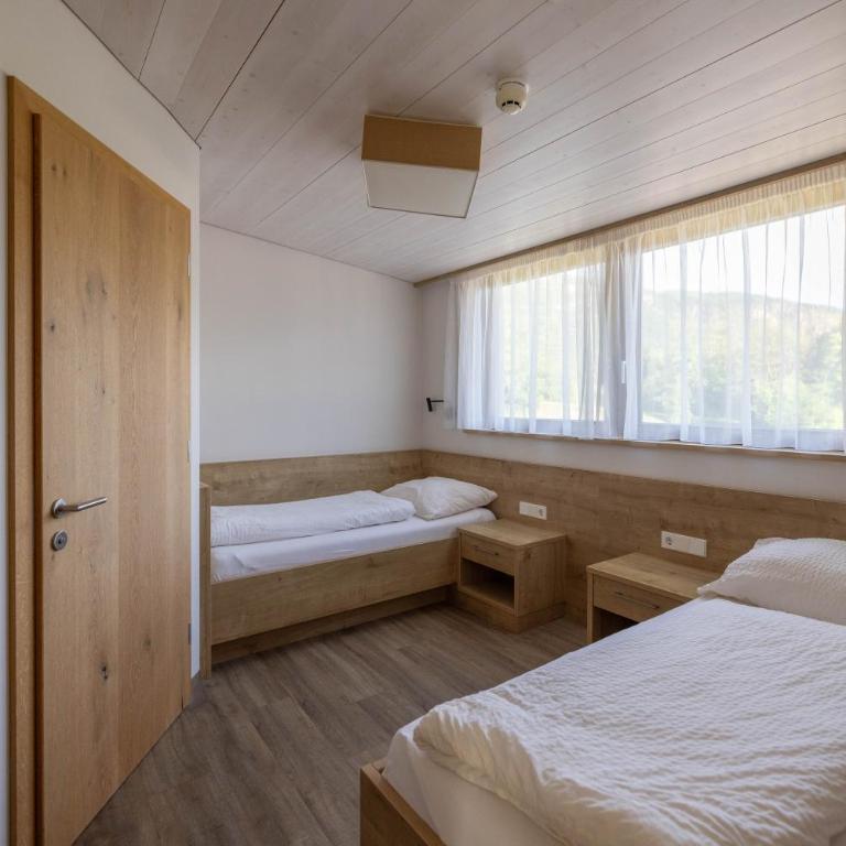 Residence Egger - Appartamento con 2 Camere da Letto e Terrazza - 5