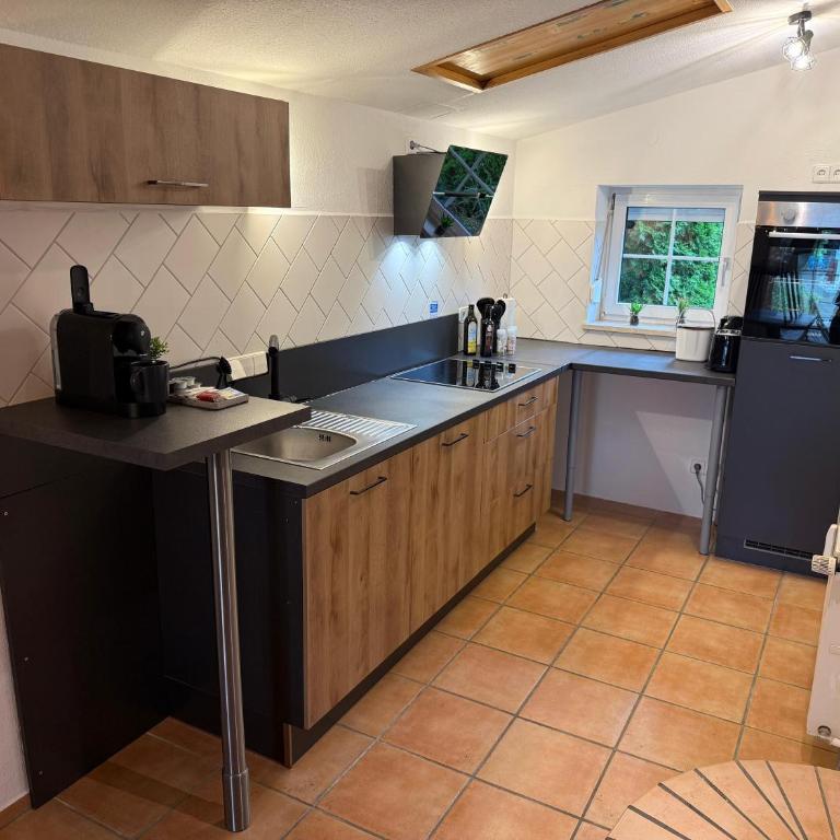Alpen-Oase - Gemütliche FEWO mit Terrasse - Apartment mit 1 Schlafzimmer - 4
