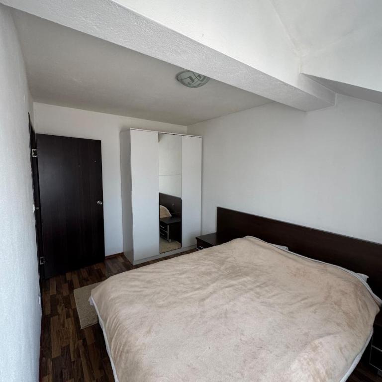 Duplex three-room apartment in Podgorica - Apartman sa 3 Spavaće Sobe - 8